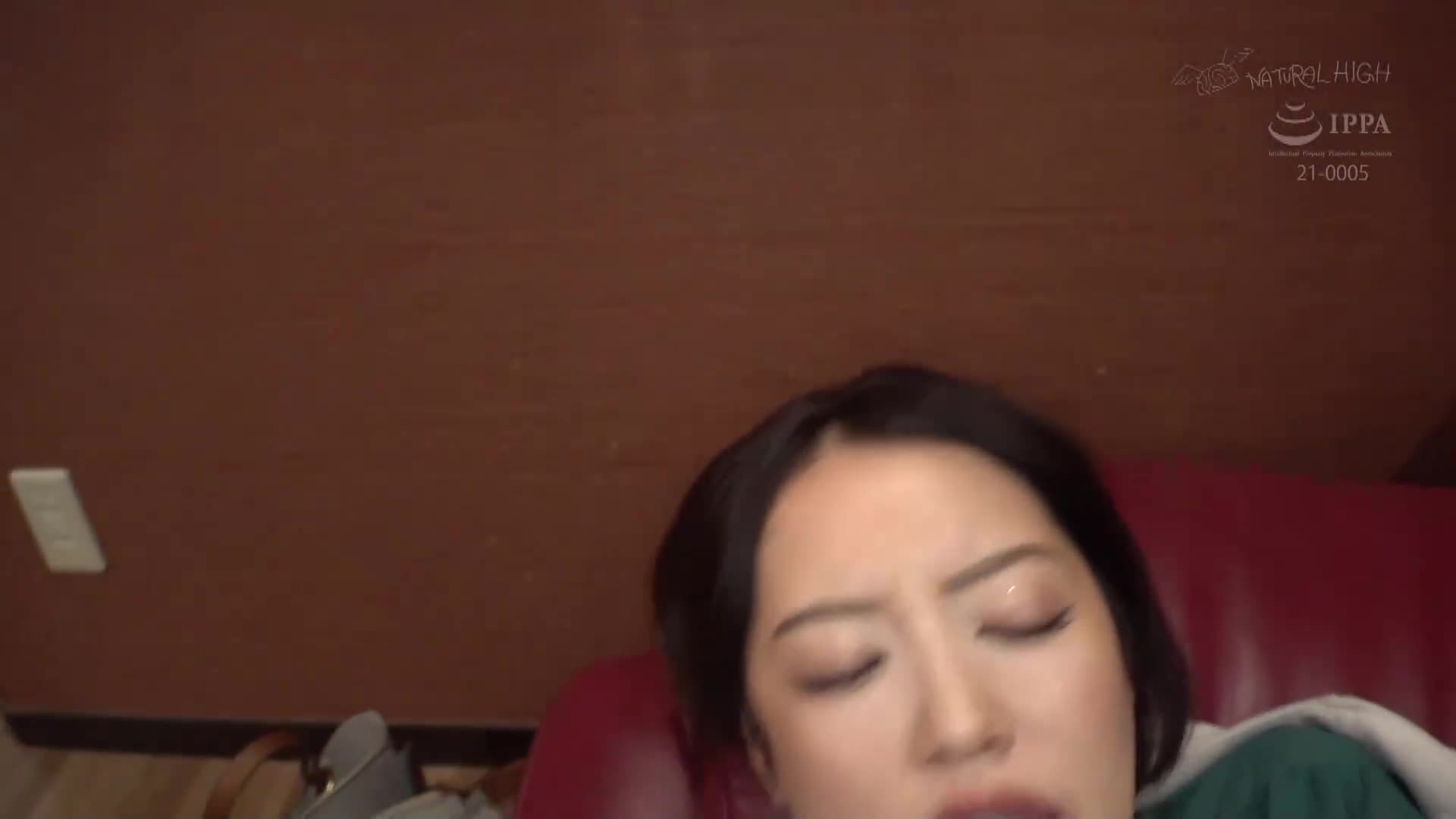 利用配對應用程式勸誘不起眼男性的多重女性（前模特兒）和附屬女性（巨乳）進行內射論駁 - AV大平台 - 中文字幕，成人影片，AV，國產，線上看