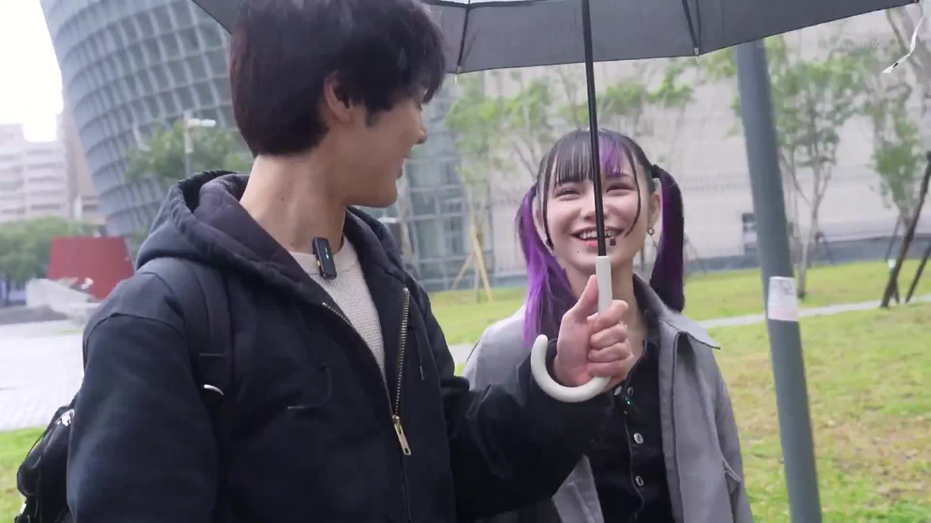 這樣的臉上充滿著壞壞的表情，完全被巨大的陽具所迷惑。台灣美少女與三名大陰具日本代表瘋狂亂交！無論是小小的陰道被陽具填滿的激烈抽插，感激之情都無法停止！！巔峰‘感謝性愛’ 齋齋 - AV大平台 - 中文字幕，成人影片，AV，國產，線上看