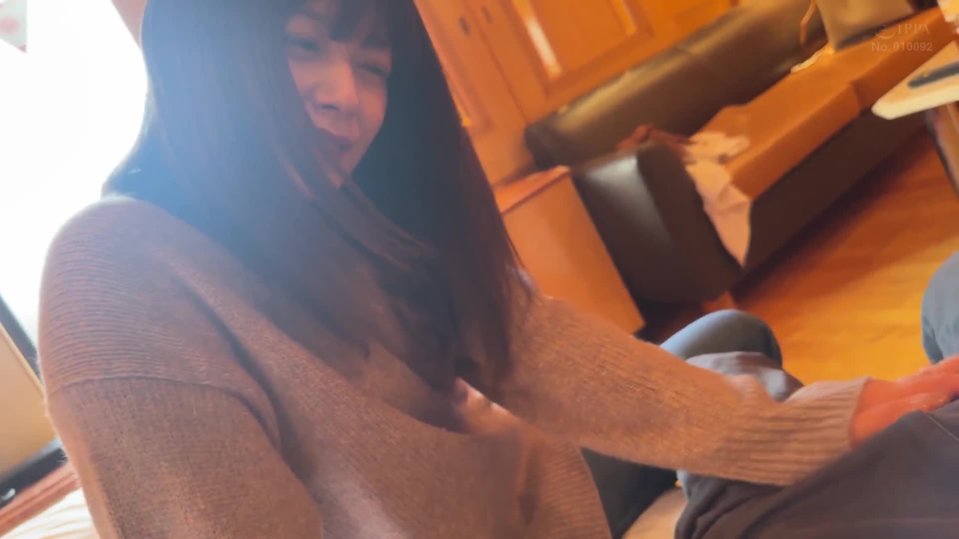 不太擅長吞精的美女炮友OL 紺野光 - AV大平台 - 中文字幕，成人影片，AV，國產，線上看