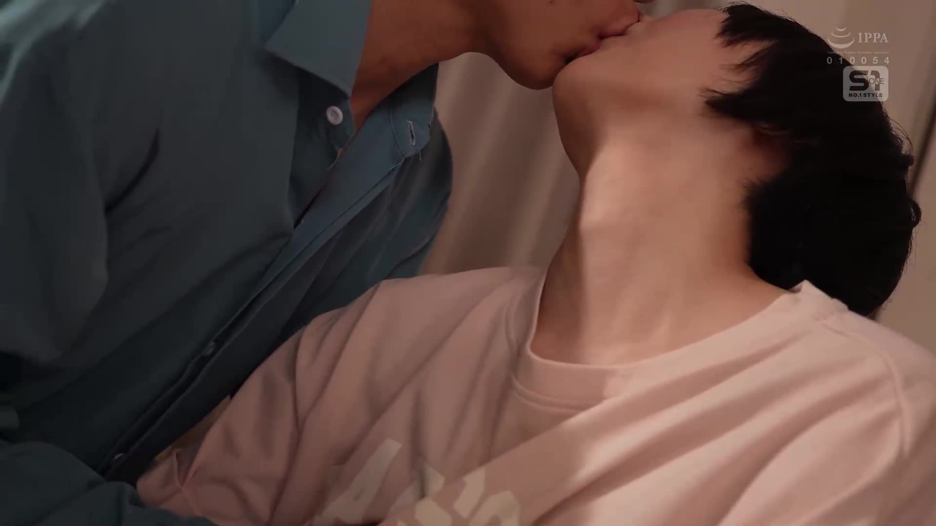 與鄰居的宅女高中生深交的糸井瑠花 - AV大平台 - 中文字幕，成人影片，AV，國產，線上看