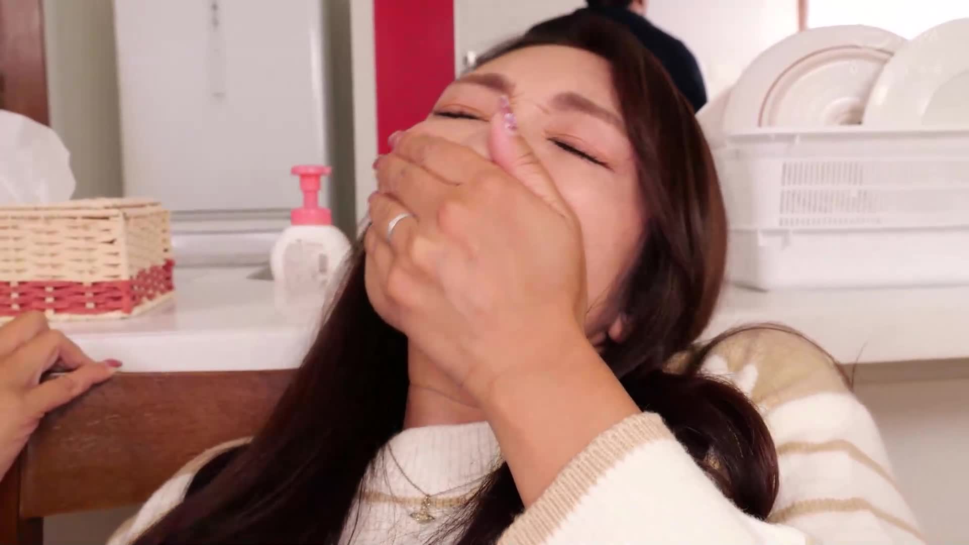 在丈夫面前中出，被迫做清潔口交的人妻 - 小早川怜子 - AV大平台 - 中文字幕，成人影片，AV，國產，線上看