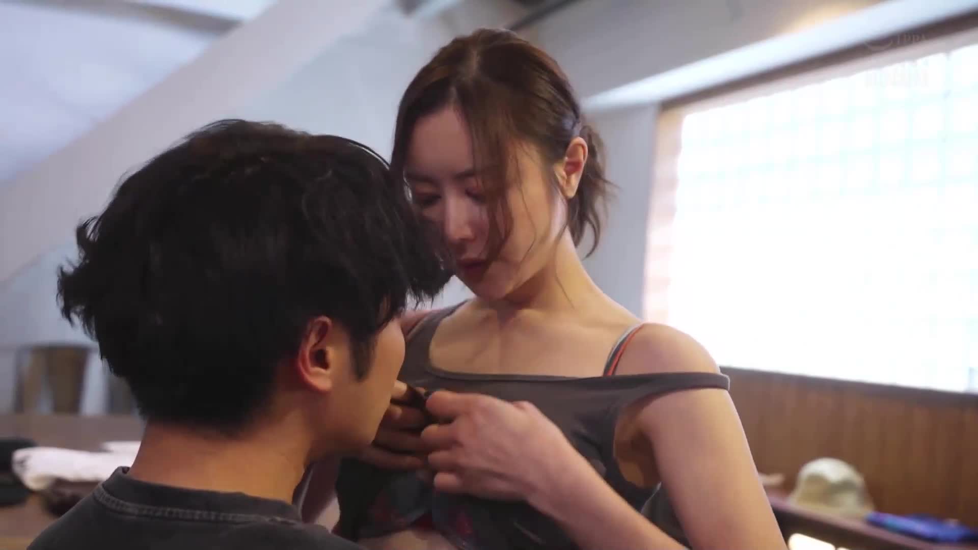 [AI解碼版]一位對我沒有興趣的神秘姐姐，當得知我有了女朋友後，突然嫉妒起來，親吻我並一直以高高在上的態度逼近我的故事。白峰美羽 - AV大平台 - 中文字幕，成人影片，AV，國產，線上看