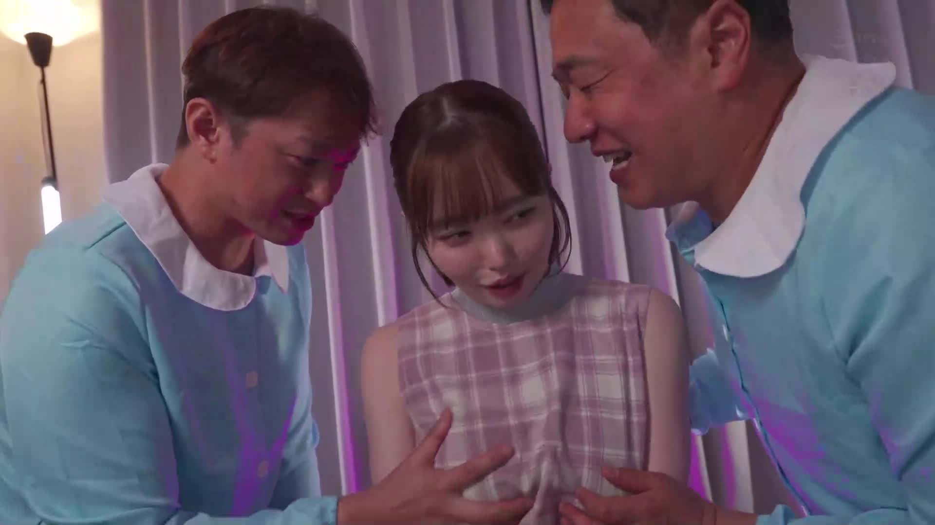 美沙老師會疼愛我們的小朋友，溺愛著他們，並且會給予甜蜜的天堂般的性愛，保護著秘密的陽具！園在夜晚。小栗操 - AV大平台 - 中文字幕，成人影片，AV，國產，線上看