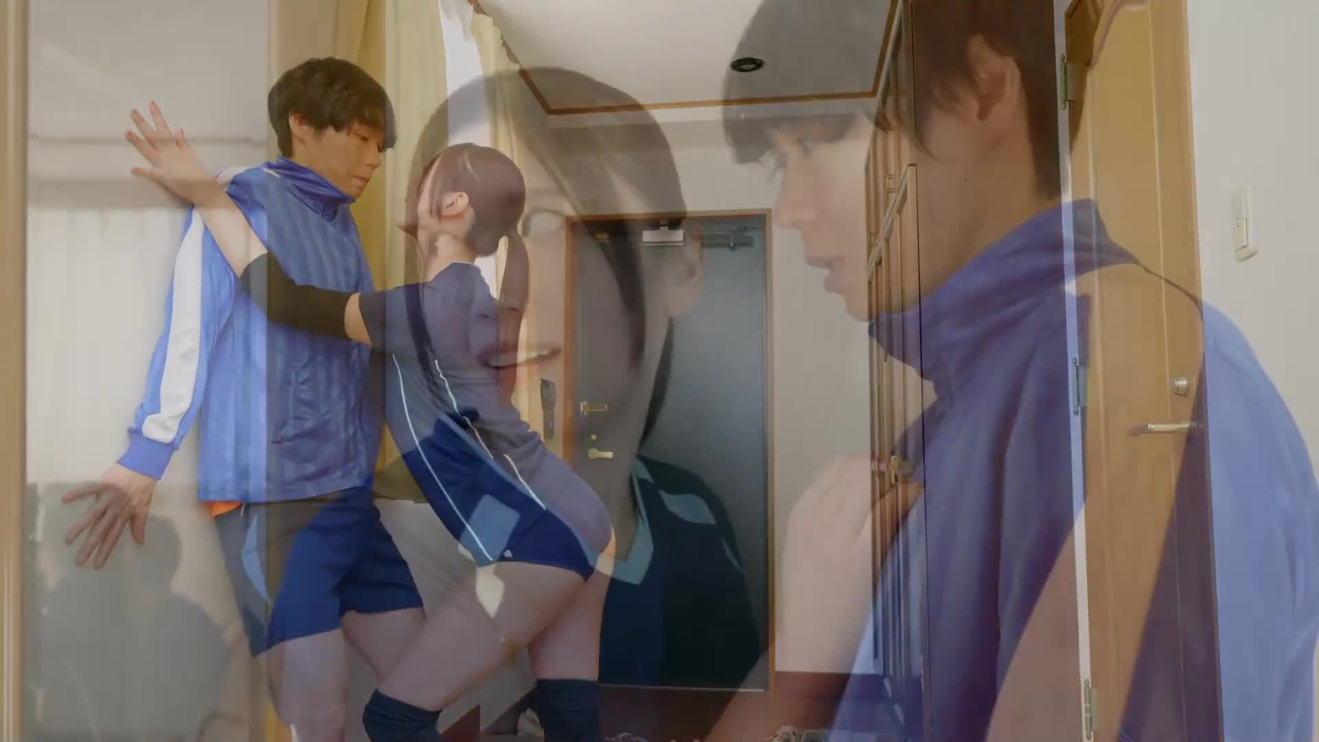 [AI解碼版]媽媽們的排球隊友，穿著超緊身運動褲誘惑，露出凸起的臀部太過色情！我的繼母帶來了她所屬的媽媽排球隊友，並向我展示了她們的球衣！ - AV大平台 - 中文字幕，成人影片，AV，國產，線上看