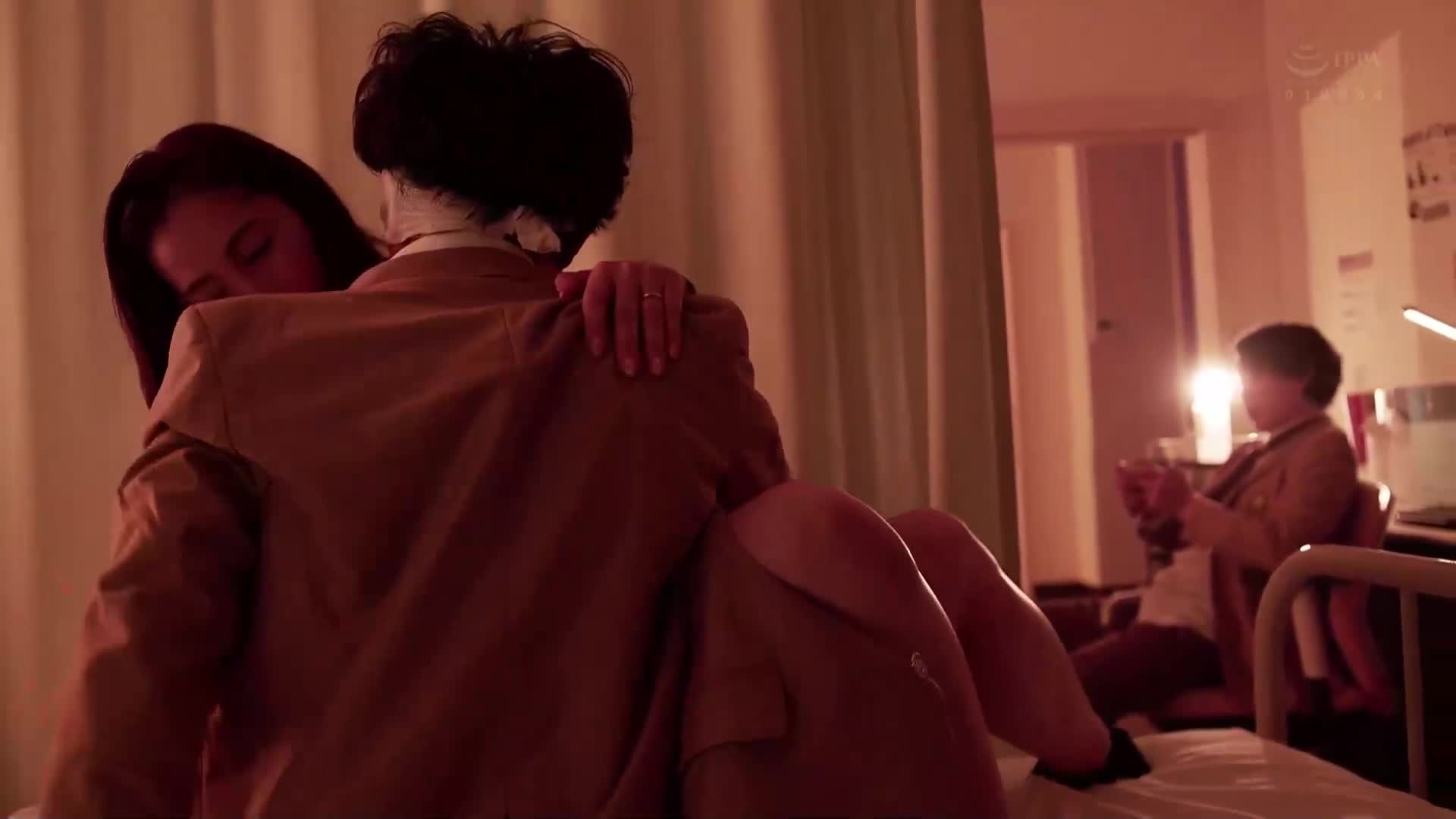 當我回頭時不好…老師，我接下來會做壞事…。治癒被欺凌的孩子，女教師・まりこ的甜蜜接吻和誘惑。古東真理子 - AV大平台 - 中文字幕，成人影片，AV，國產，線上看