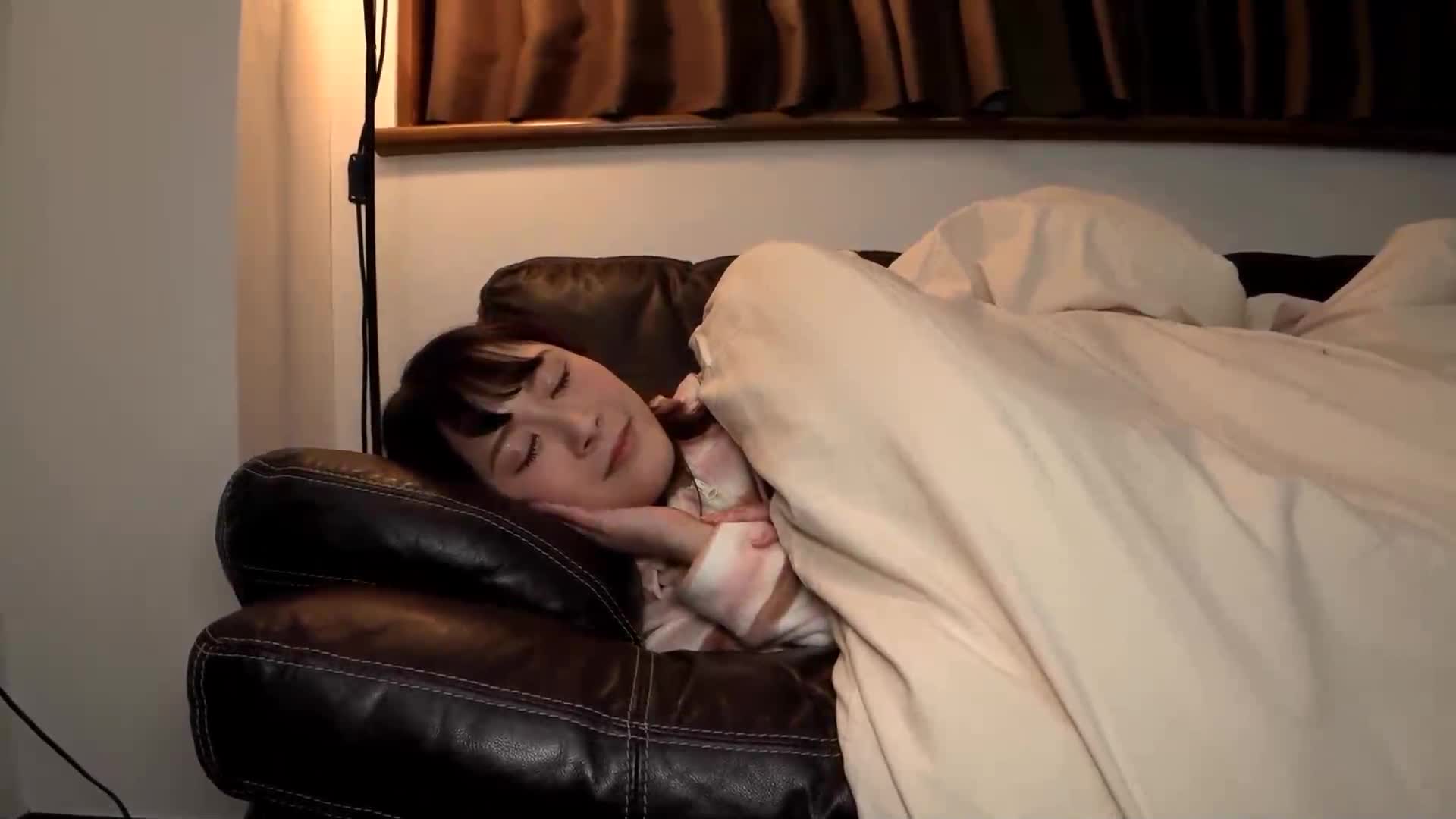 勾引閨蜜丈夫的女人 - AV大平台 - 中文字幕，成人影片，AV，國產，線上看