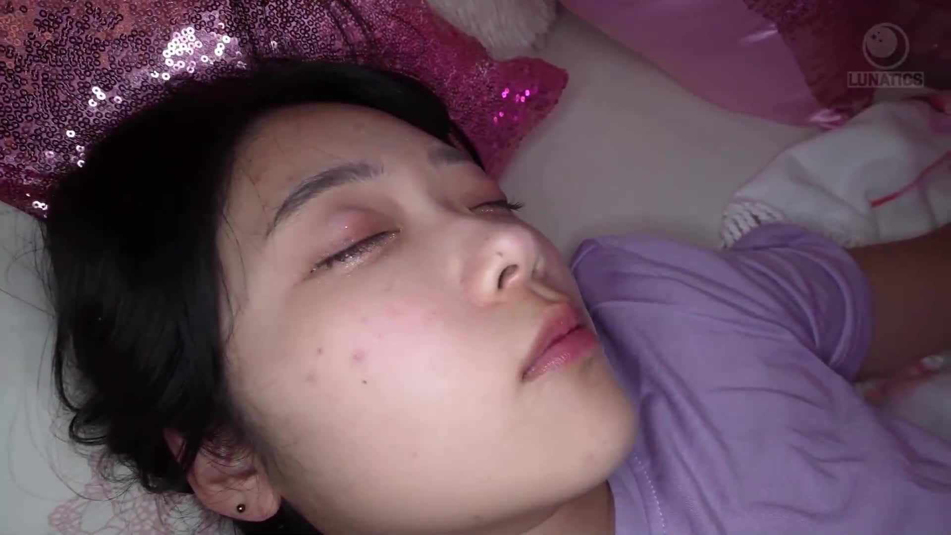 [AI解碼版]再婚後與巨尻繼女同住，每天都逼她喝精液，讓她喜歡吞嚥甚於吃飯，成為喉嚨肛交愛好者的淫蕩J系女兒。二葉惠麻 - AV大平台 - 中文字幕，成人影片，AV，國產，線上看