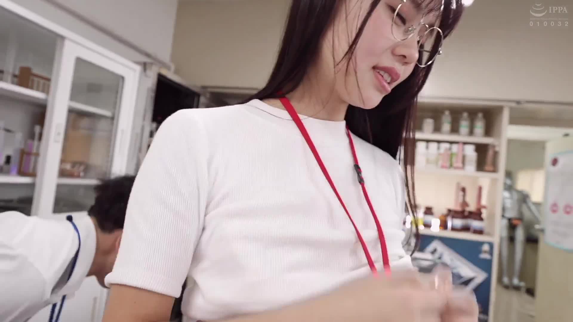 [AI解碼版]「這也是對重要商品化的考驗，所以一定要做好！」成為了一家安全套製造商的男性我。不知為何，我每天都成為了熱情工作的理系女同事的實驗對象。她們說要取得真實數據，因此以前所有用模型男性器進行的試驗都改為用我的雞雞進行。 - AV大平台 - 中文字幕，成人影片，AV，國產，線上看