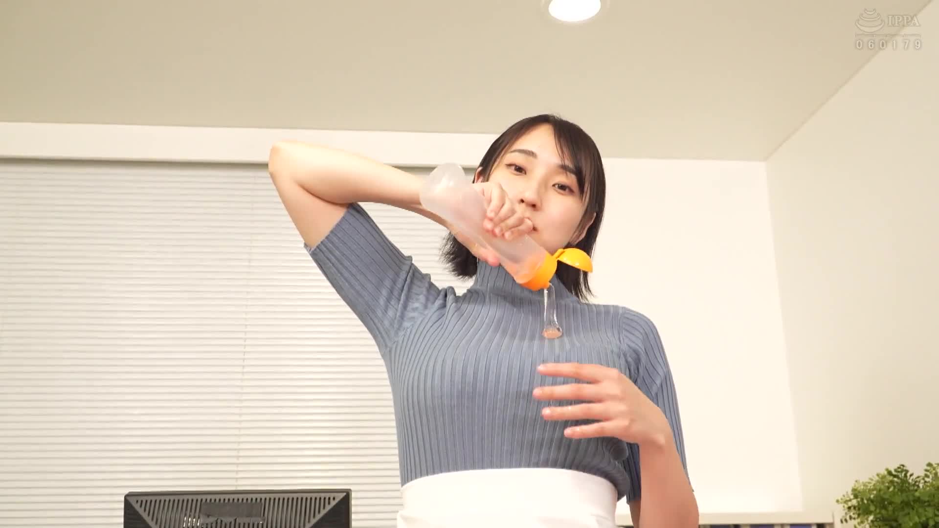 巨乳穿衣潤滑劑 整身爛漫黏液色情沼泥裡的隱藏色情女員工加班時間 糸井瑠花 - AV大平台 - 中文字幕，成人影片，AV，國產，線上看