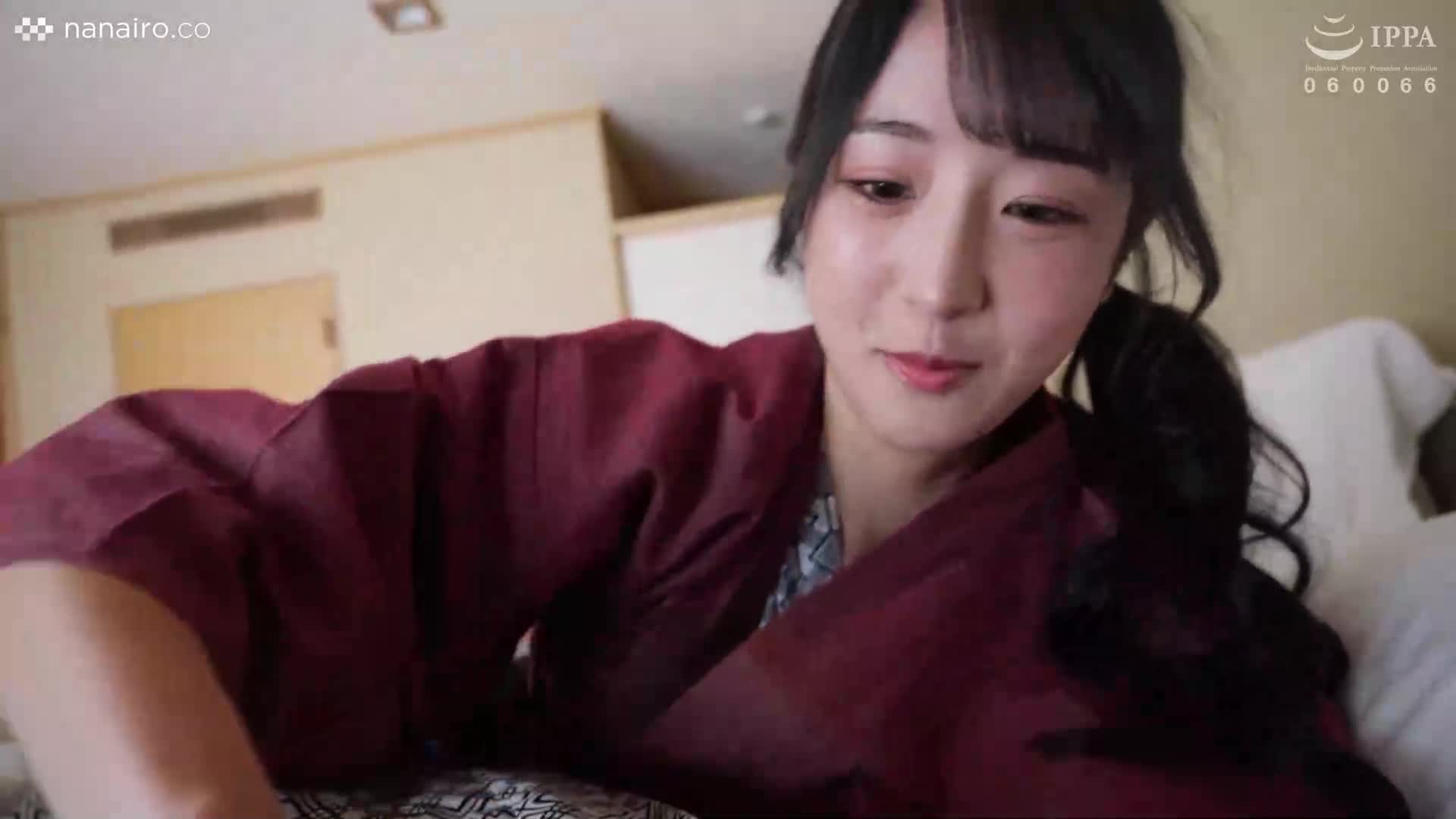 和她一起度假。想要射裡面嗎？沒問題！笑容滿面的光禿温泉之旅-小野坂唯花 - AV大平台 - 中文字幕，成人影片，AV，國產，線上看