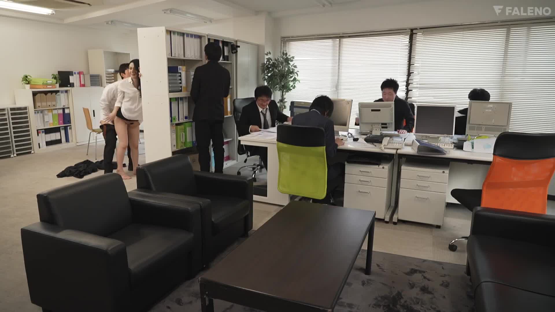 反彈不合美麗女上司無自覺巨大誘惑無法忍受加班時反彈陰莖立即插入仰反頂！身體相容性好，再來一次！ 吉高寧寧 - AV大平台 - 中文字幕，成人影片，AV，國產，線上看