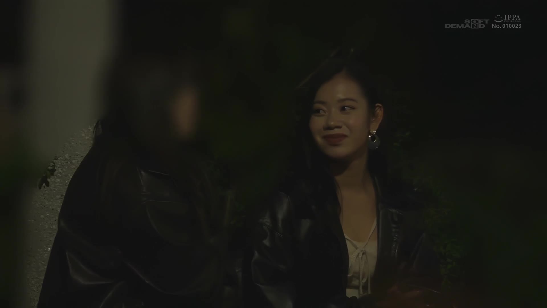 【初次拍攝】京都出身19歲100cm巨屁股辣妹，隨性參加AV拍攝，胸部、私密處、肛門都被仔細觀察，極致初登場 天之川紡 - AV大平台 - 中文字幕，成人影片，AV，國產，線上看