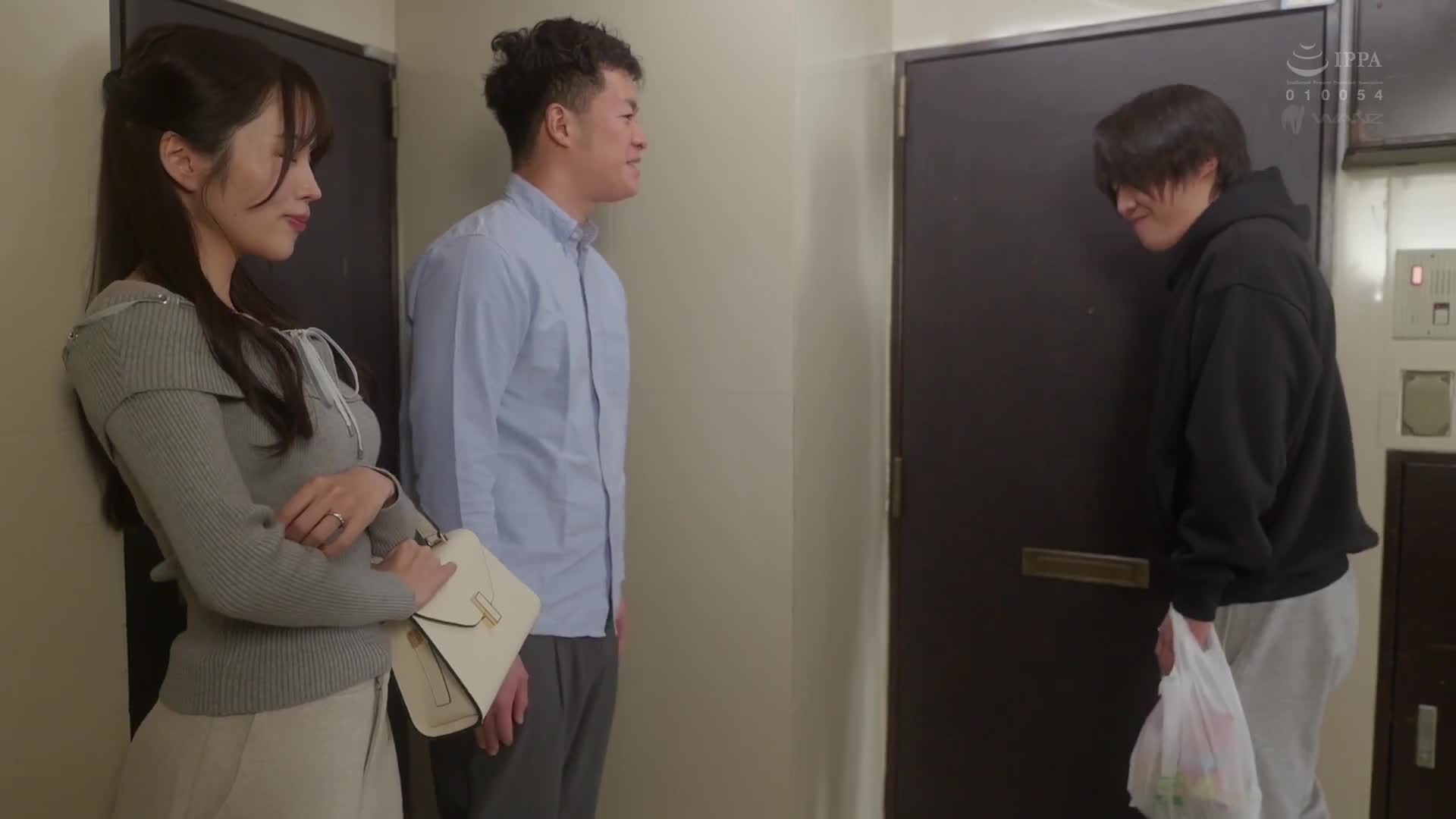 妻被鄰居變態老公設下的陷阱誘惑，陷入H漩渦的我，20次被辜負的不倫懷孕NTR 新井里真 - AV大平台 - 中文字幕，成人影片，AV，國產，線上看